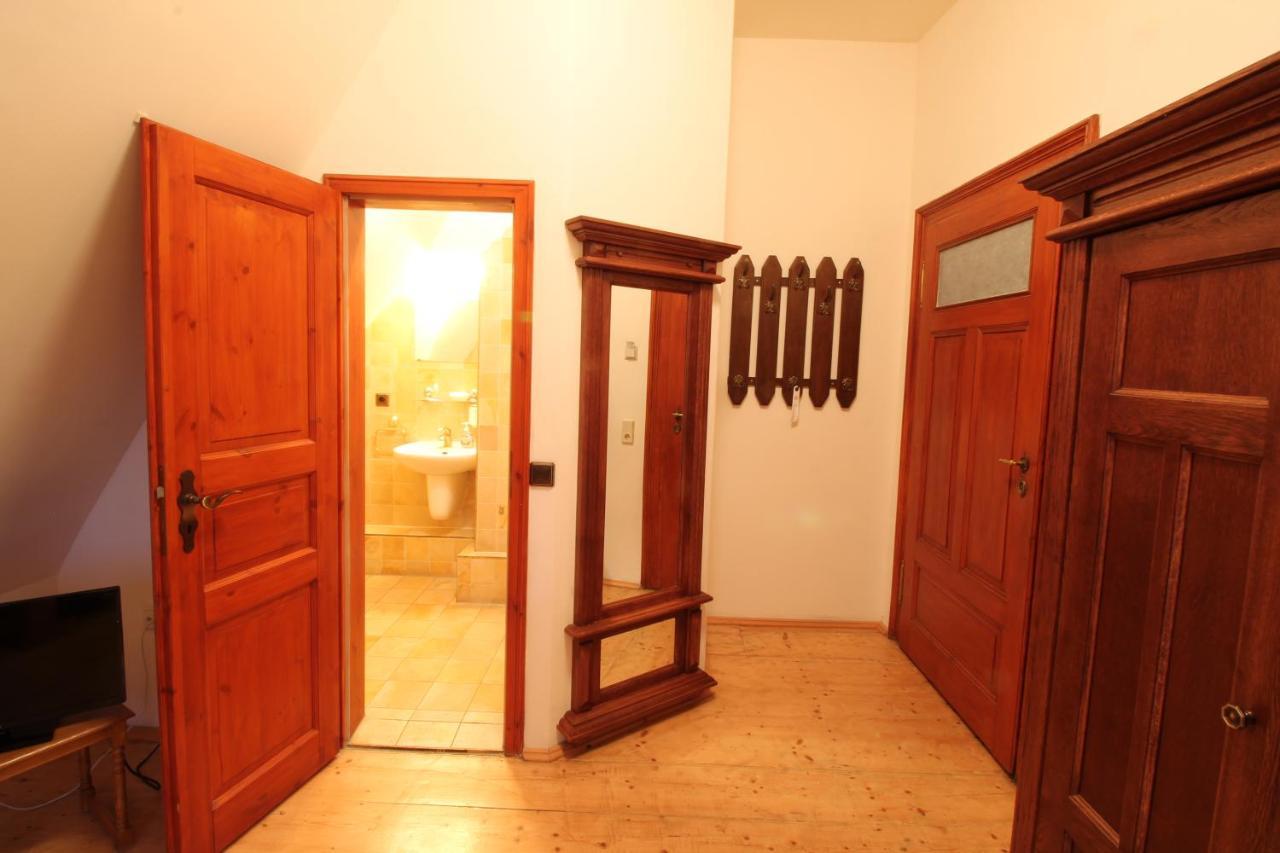 Schloss Gattersburg Hotel Грима Екстериор снимка
