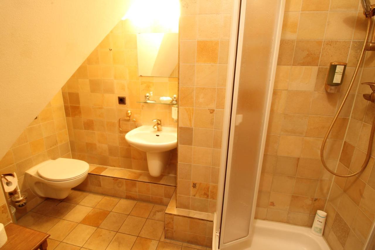 Schloss Gattersburg Hotel Грима Екстериор снимка